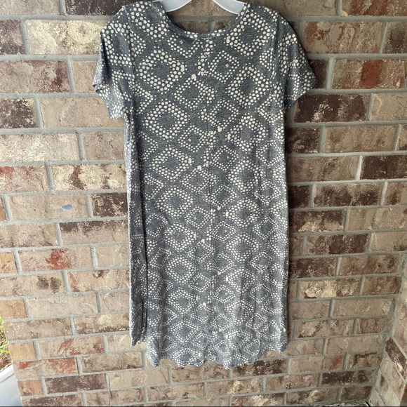 Lularoe Carly Dress - Picture 7 of 9